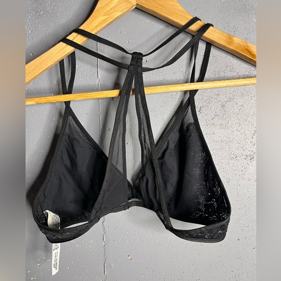 Free People FP Lace Bralette in Size Medium. - Picture 2 of 9